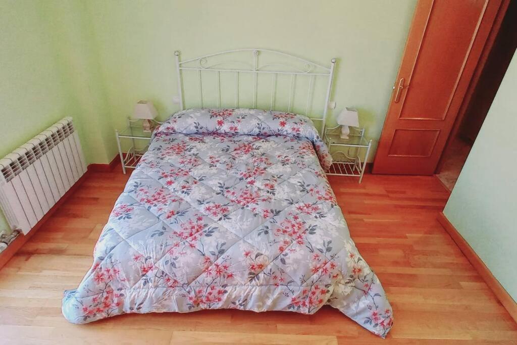 Apartamento Para 5 Personas Con Garaje A 10 Minutos De Valladolid Luaran gambar