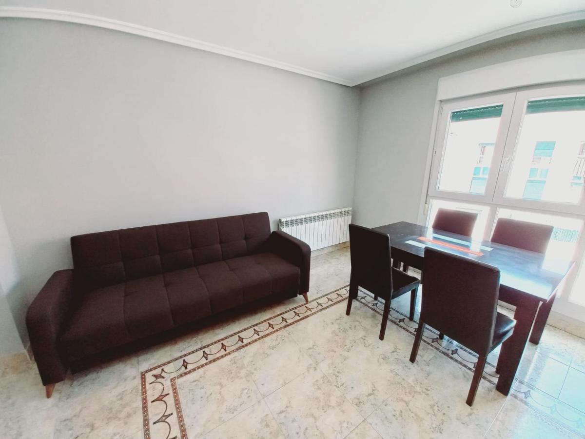 Apartamento Para 5 Personas Con Garaje A 10 Minutos De Valladolid Luaran gambar