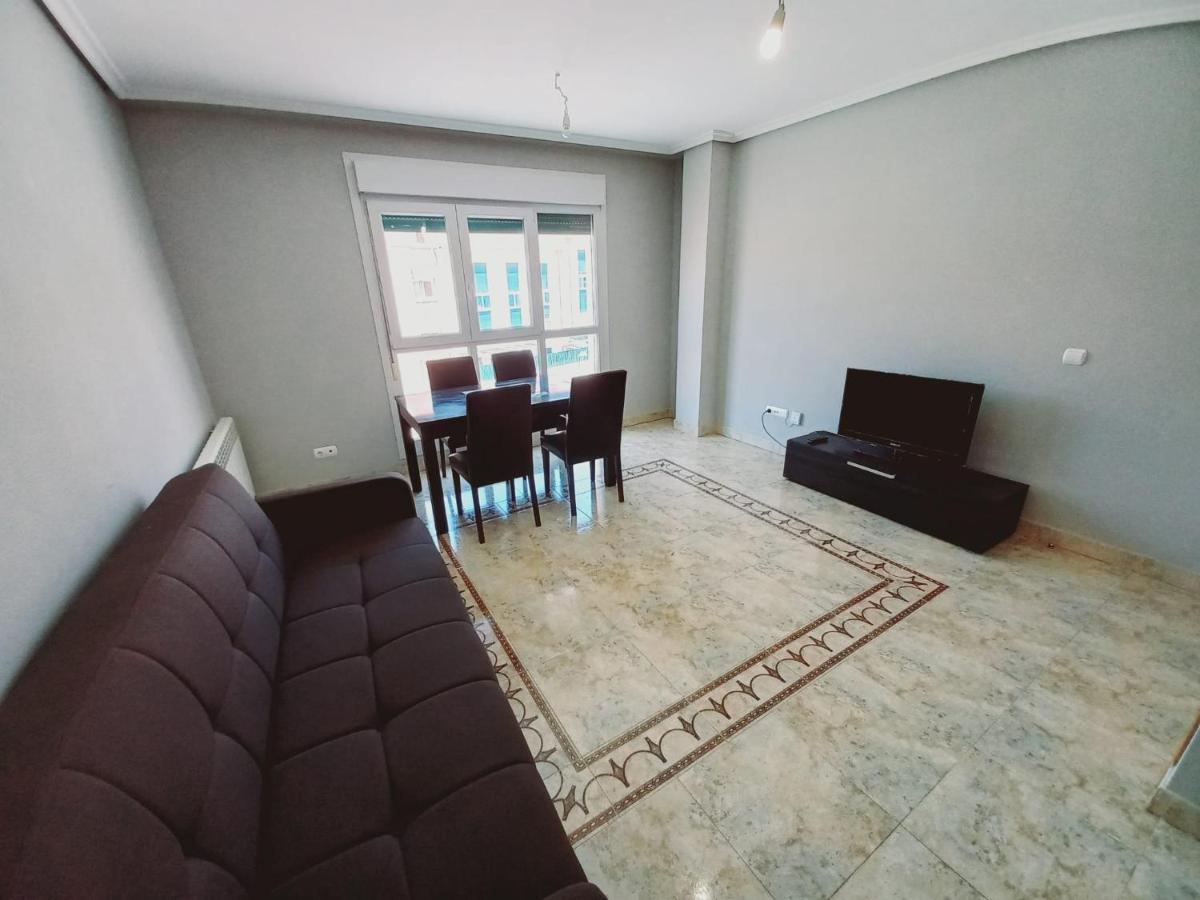 Apartamento Para 5 Personas Con Garaje A 10 Minutos De Valladolid Luaran gambar